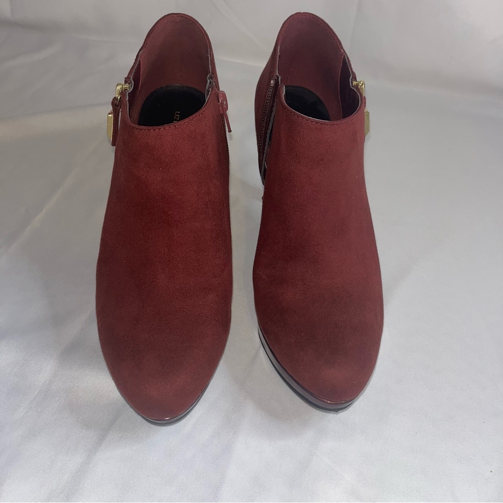 LIZ CLAIBORNE EAGAN SUEDE HEALED ANKLE BOOT WOMEN'S SHOES